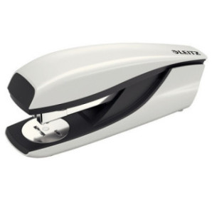 AGRAFEUSE LEITZ 5522 GRIS 40FLS